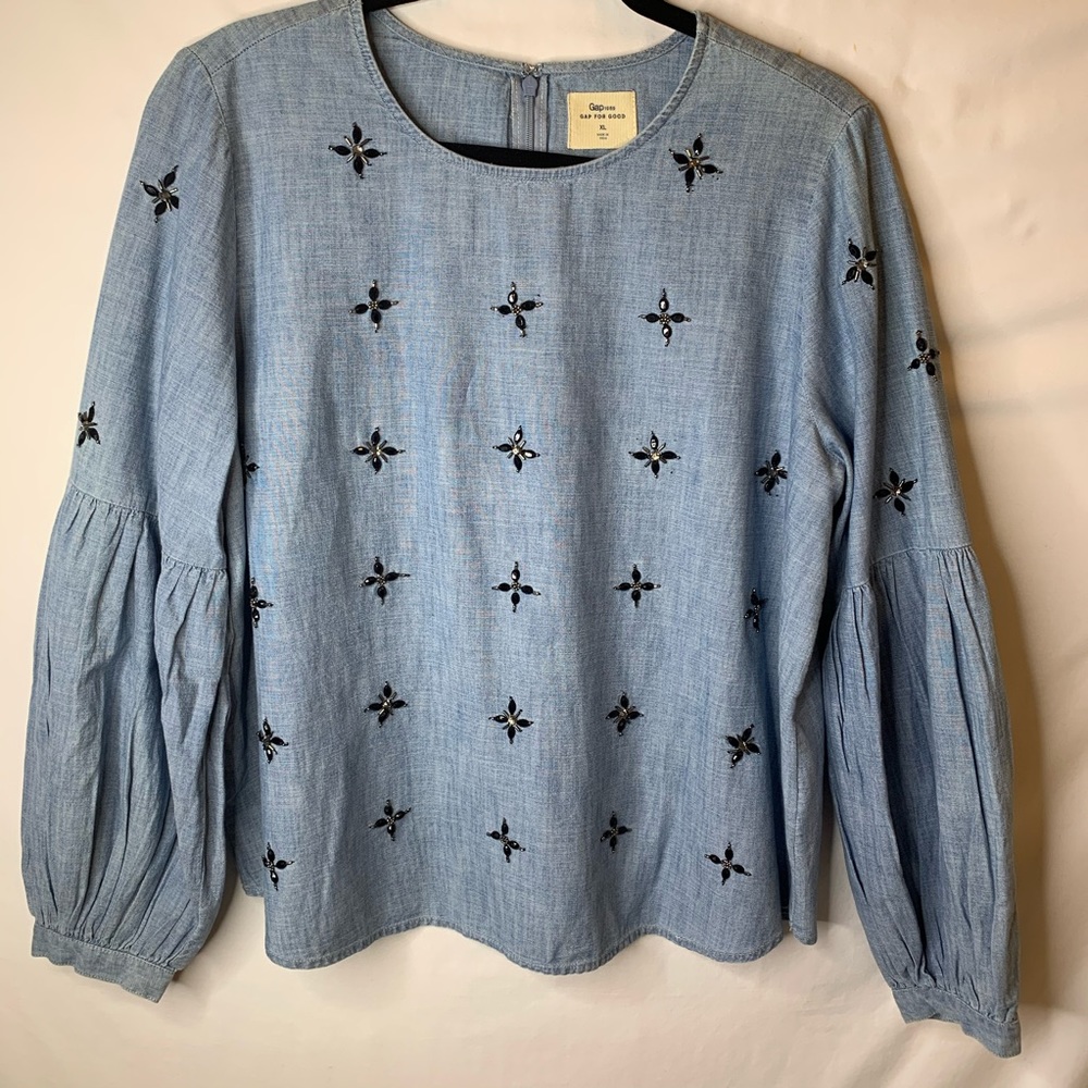 GAP NWOT Chambray Beaded Long Sleeve Top XL